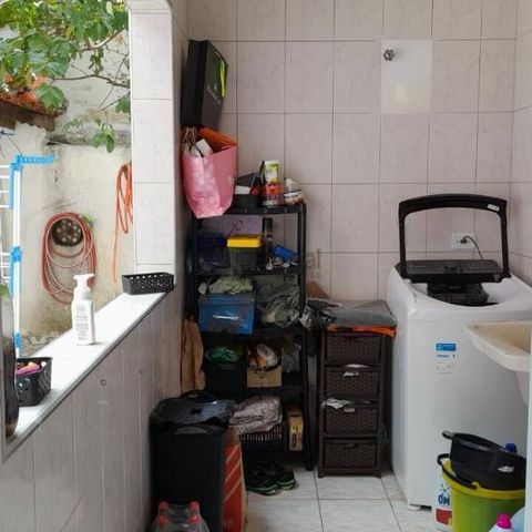 Casa à venda com 180m², 3 quartos e 4 vagas