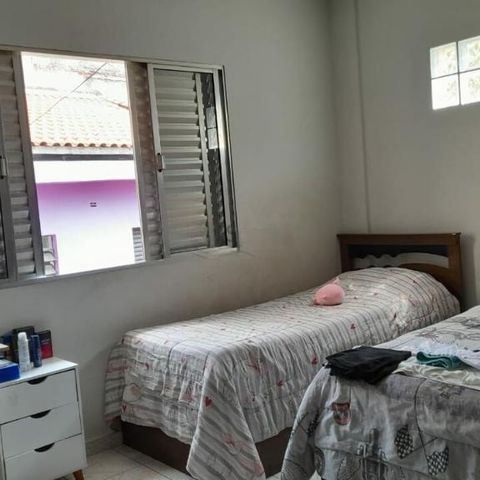 Casa à venda com 180m², 3 quartos e 4 vagas
