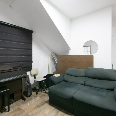 Casa à venda com 124m², 4 quartos e 3 vagasSala