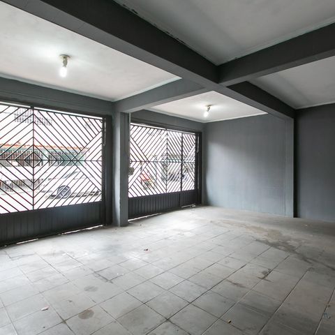 Casa à venda com 124m², 4 quartos e 3 vagasGaragem