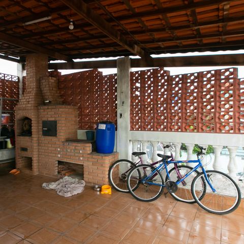 Casa à venda com 124m², 4 quartos e 3 vagasÁrea comum