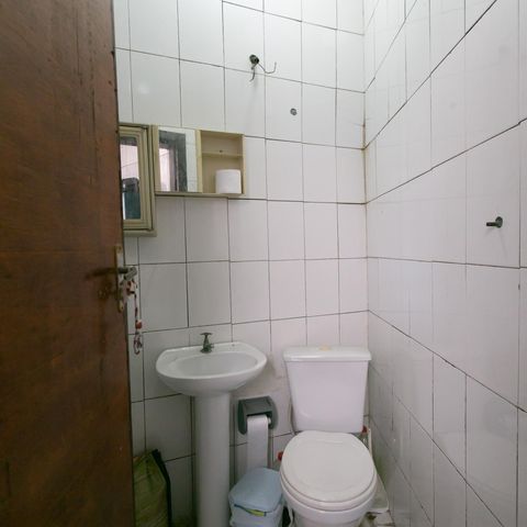 Casa à venda com 124m², 4 quartos e 3 vagasBanheiro Social 2