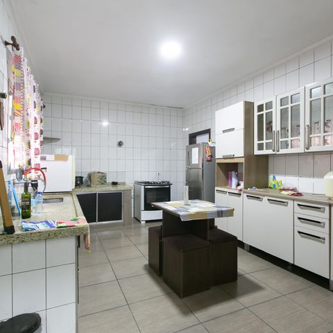 Casa à venda com 124m², 4 quartos e 3 vagasCozinha 1