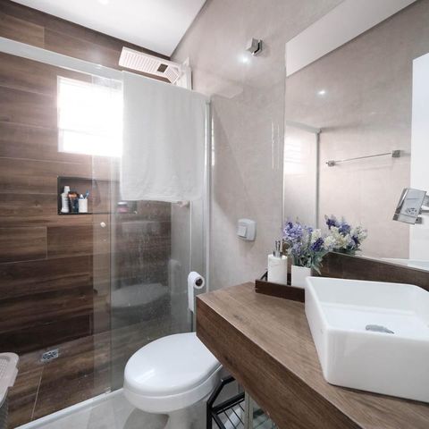 Casa à venda com 125m², 3 quartos e 2 vagasBanheiro