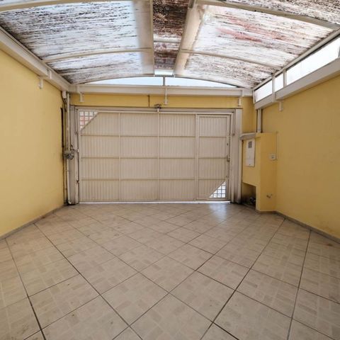 Casa à venda com 125m², 3 quartos e 2 vagasGaragem
