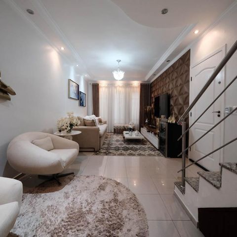 Casa à venda com 125m², 3 quartos e 2 vagasSala
