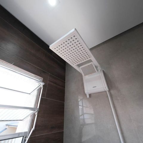Casa à venda com 125m², 3 quartos e 2 vagasBanheiro