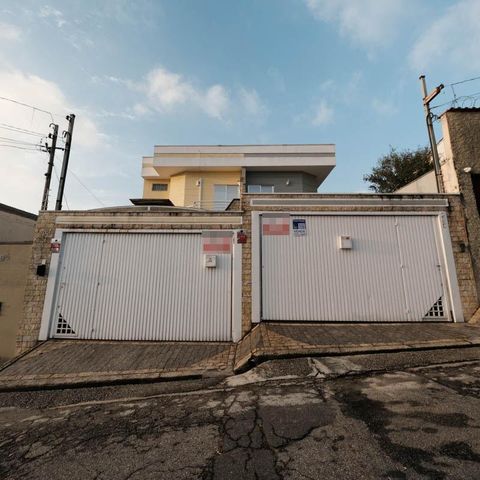 Casa à venda com 125m², 3 quartos e 2 vagasFachada/Placa