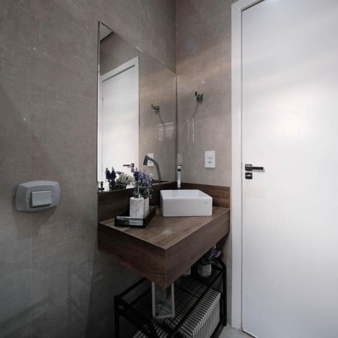 Casa à venda com 125m², 3 quartos e 2 vagasBanheiro