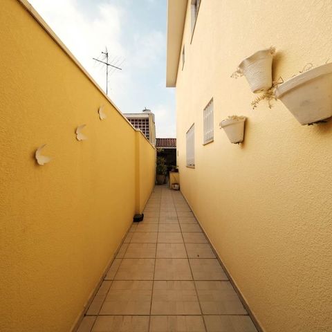 Casa à venda com 125m², 3 quartos e 2 vagasÁrea externa