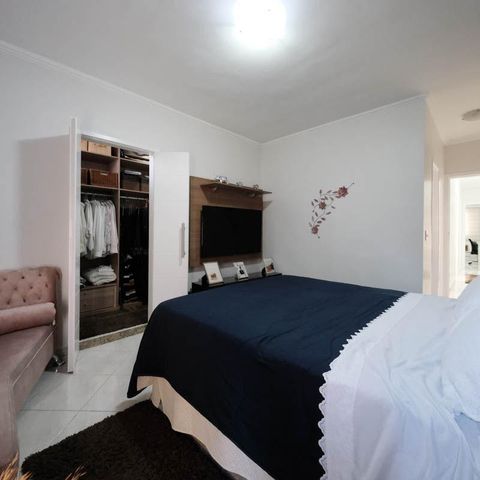Casa à venda com 125m², 3 quartos e 2 vagasSuíte