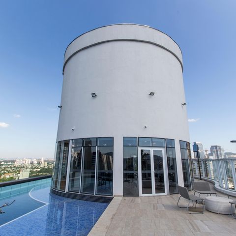 Apartamento para alugar com 90m², 3 quartos e 2 vagasÁrea comum - Piscina