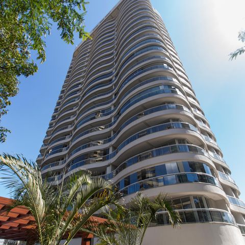 Apartamento para alugar com 90m², 3 quartos e 2 vagasFachada do bloco
