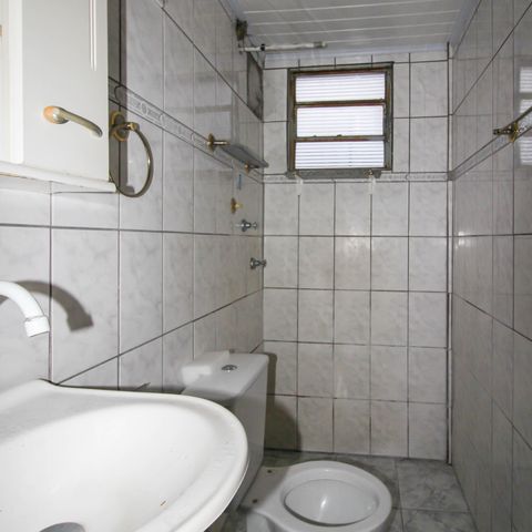 Apartamento à venda com 48m², 2 quartos e 1 vagaBanheiro 