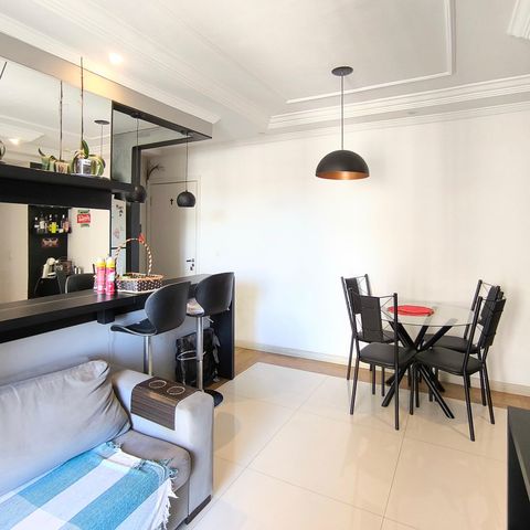 Apartamento à venda com 69m², 2 quartos e 1 vaga Apartamento à venda com 69m², 2 quartos e 1 vagaSala