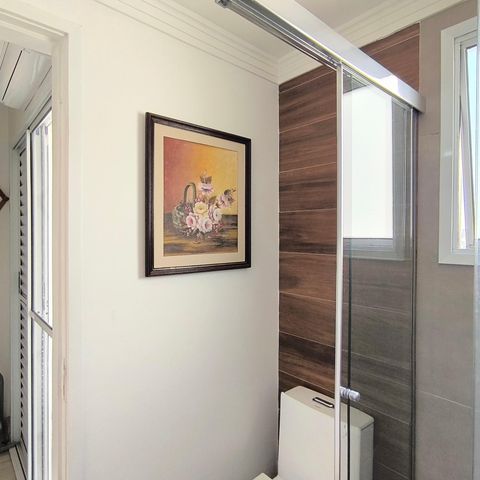 Apartamento à venda com 69m², 2 quartos e 1 vaga Apartamento à venda com 69m², 2 quartos e 1 vagaBanheiro da Suíte