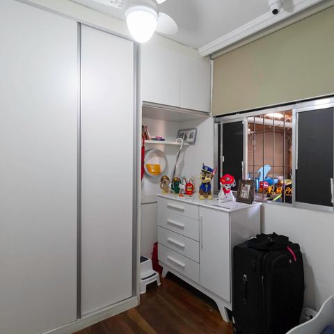 Casa à venda com 180m², 3 quartos e 2 vagas Casa à venda com 180m², 3 quartos e 2 vagasQuarto 2