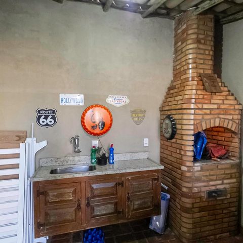Casa à venda com 180m², 3 quartos e 2 vagas Casa à venda com 180m², 3 quartos e 2 vagasÁrea gourmet