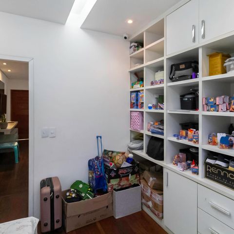Casa à venda com 180m², 3 quartos e 2 vagas Casa à venda com 180m², 3 quartos e 2 vagasQuarto 1