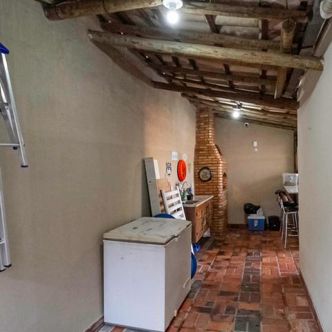 Casa à venda com 180m², 3 quartos e 2 vagas Casa à venda com 180m², 3 quartos e 2 vagasÁrea gourmet