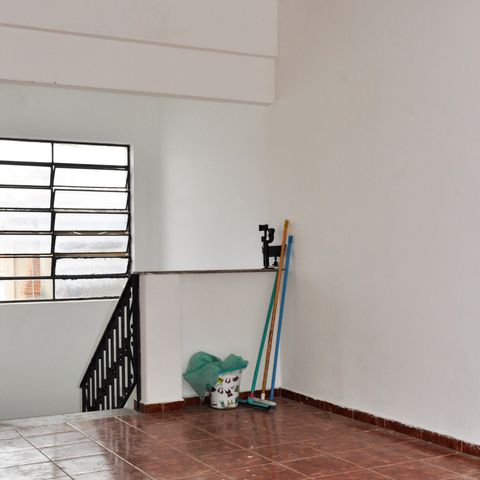 Casa à venda com 280m², 6 quartos e sem vaga Casa à venda com 280m², 6 quartos e sem vagaDetalhe - Sala