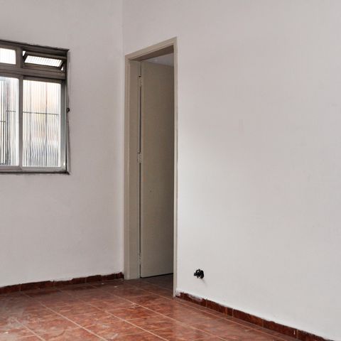 Casa à venda com 280m², 6 quartos e sem vaga Casa à venda com 280m², 6 quartos e sem vagaDetalhe - Sala