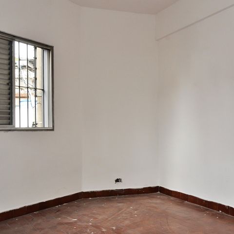 Casa à venda com 280m², 6 quartos e sem vaga Casa à venda com 280m², 6 quartos e sem vagaDetalhe - Quarto 01