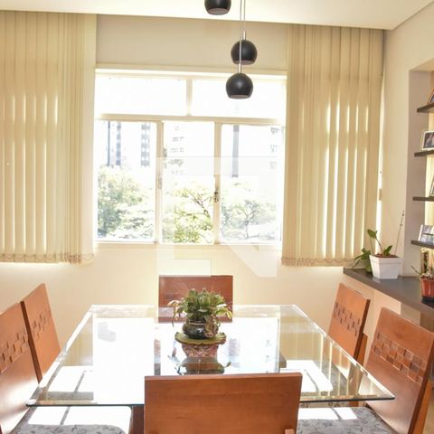 Apartamento à venda com 158m², 4 quartos e 1 vaga