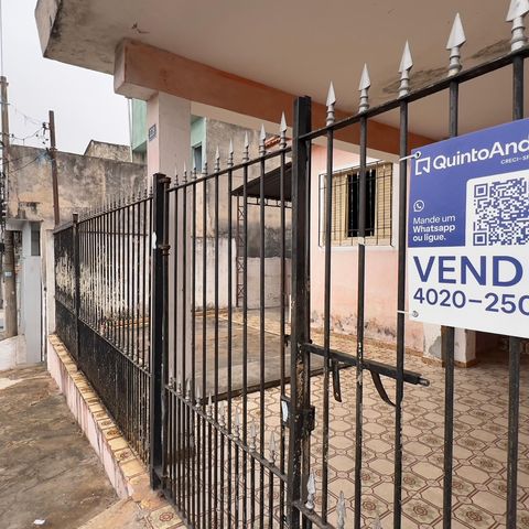 Casa à venda com 160m², 5 quartos e 1 vaga Casa à venda com 160m², 5 quartos e 1 vagaQCSW-437