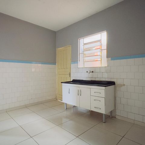 Casa à venda com 160m², 5 quartos e 1 vaga Casa à venda com 160m², 5 quartos e 1 vagaCozinha