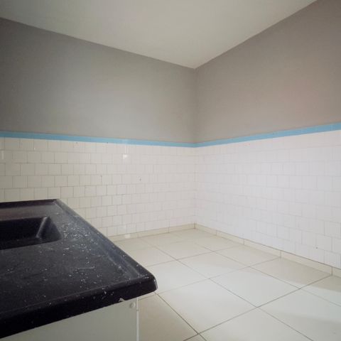 Casa à venda com 160m², 5 quartos e 1 vaga Casa à venda com 160m², 5 quartos e 1 vagaCozinha