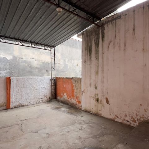 Casa à venda com 160m², 5 quartos e 1 vaga Casa à venda com 160m², 5 quartos e 1 vagaÁrea de Serviço