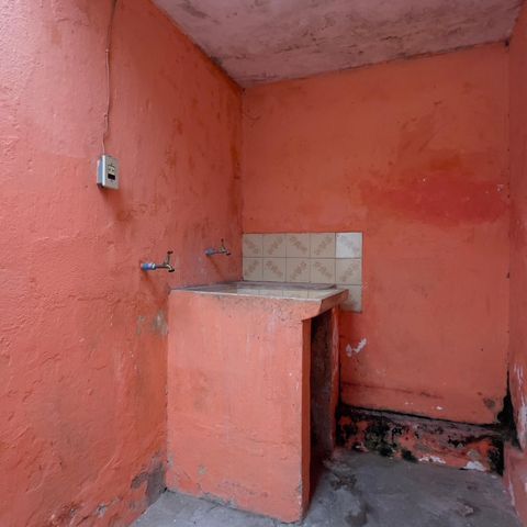 Casa à venda com 160m², 5 quartos e 1 vaga Casa à venda com 160m², 5 quartos e 1 vagaÁrea de Serviço