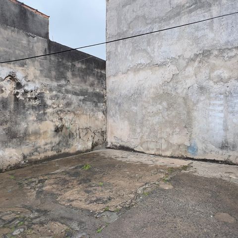 Casa à venda com 160m², 5 quartos e 1 vaga Casa à venda com 160m², 5 quartos e 1 vagaÁrea externa