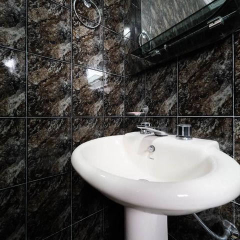 Casa à venda com 178m², 3 quartos e 2 vagasBanheiro da Suíte 1