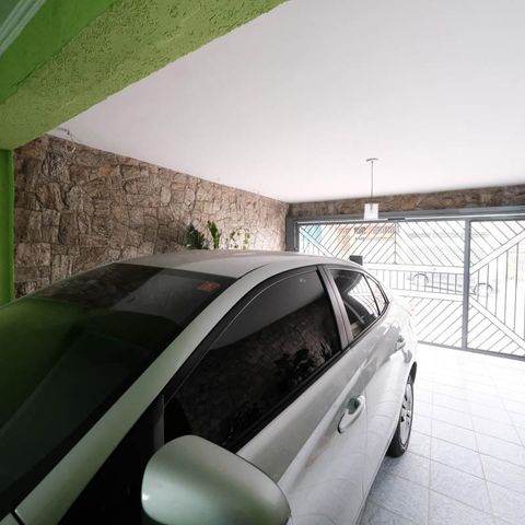 Casa à venda com 178m², 3 quartos e 2 vagasGaragem