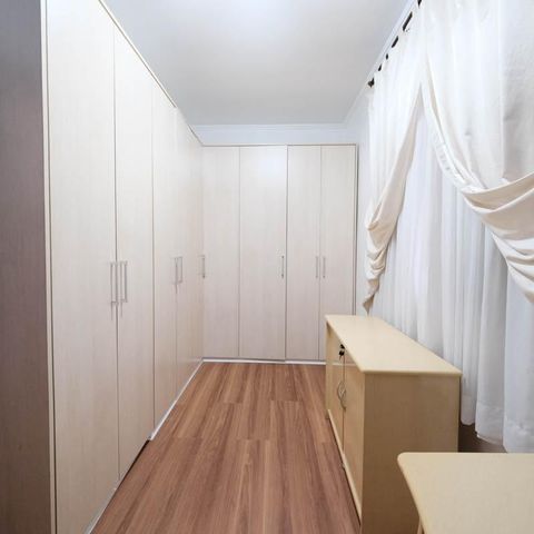 Casa à venda com 178m², 3 quartos e 2 vagasQuarto 1