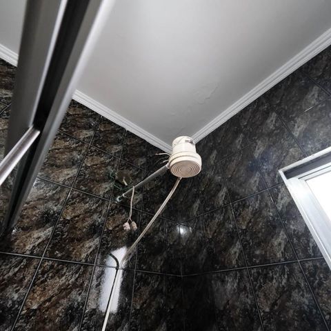Casa à venda com 178m², 3 quartos e 2 vagasBanheiro da Suíte 1