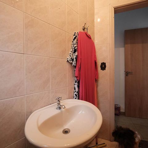 Casa à venda com 178m², 3 quartos e 2 vagasLavabo