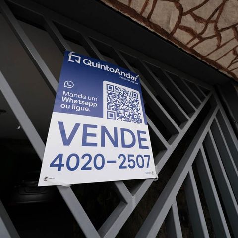 Casa à venda com 178m², 3 quartos e 2 vagasPlaca
