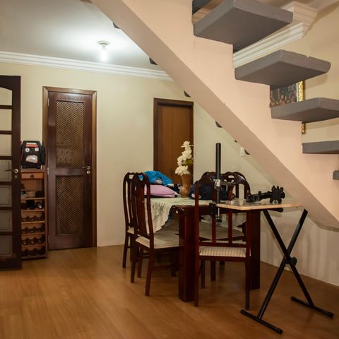 Casa à venda com 234m², 3 quartos e sem vagaSala