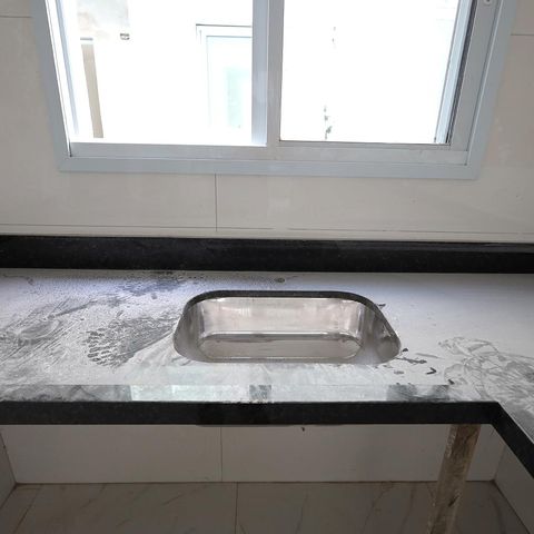 Casa de condomínio à venda com 129m², 2 quartos e 2 vagasSala / Cozinha