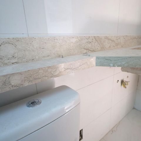 Casa de condomínio à venda com 129m², 2 quartos e 2 vagasBanheiro da Suíte 1