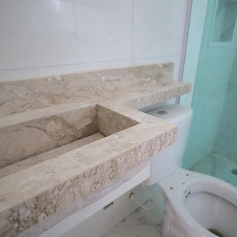 Casa de condomínio à venda com 129m², 2 quartos e 2 vagasBanheiro da Suíte 2