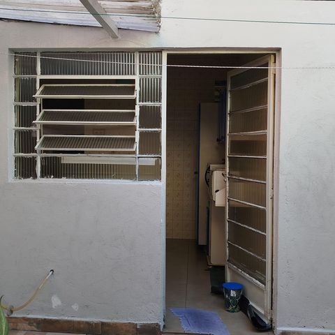 Casa à venda com 80m², 2 quartos e 1 vagaQuintal