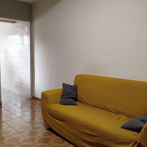 Casa à venda com 80m², 2 quartos e 1 vagaSala