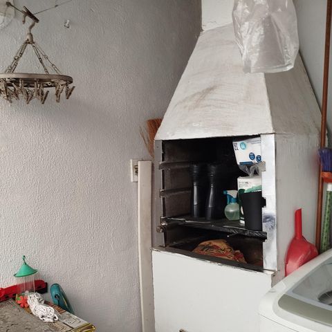 Casa à venda com 80m², 2 quartos e 1 vagaÁrea de Serviço