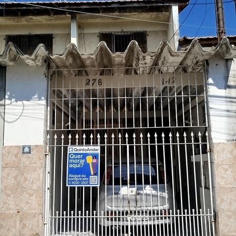 Casa à venda com 80m², 2 quartos e 1 vagaFachada