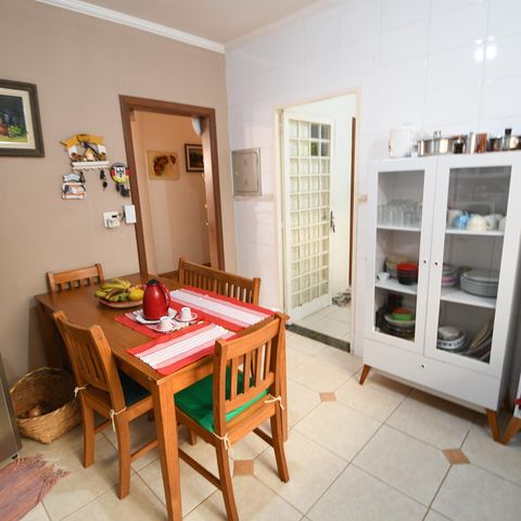 Casa à venda com 230m², 4 quartos e 5 vagasCozinha