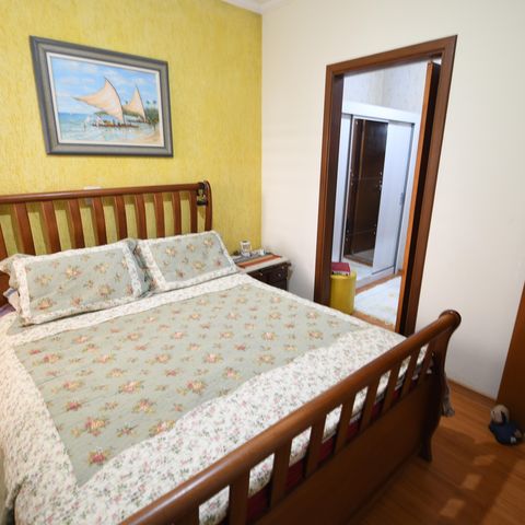 Casa à venda com 230m², 4 quartos e 5 vagasSuíte 3